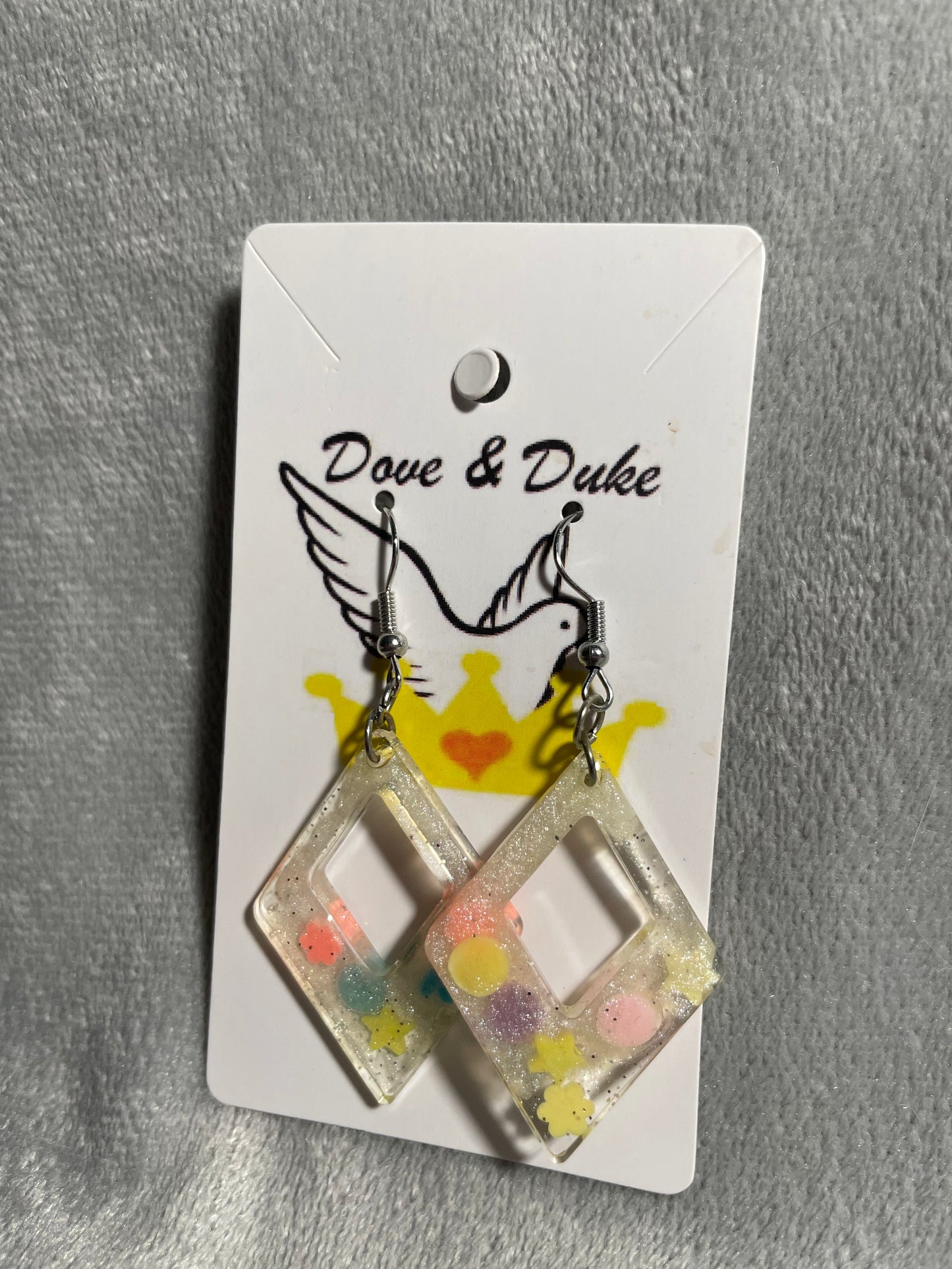 hand made earings (resin)