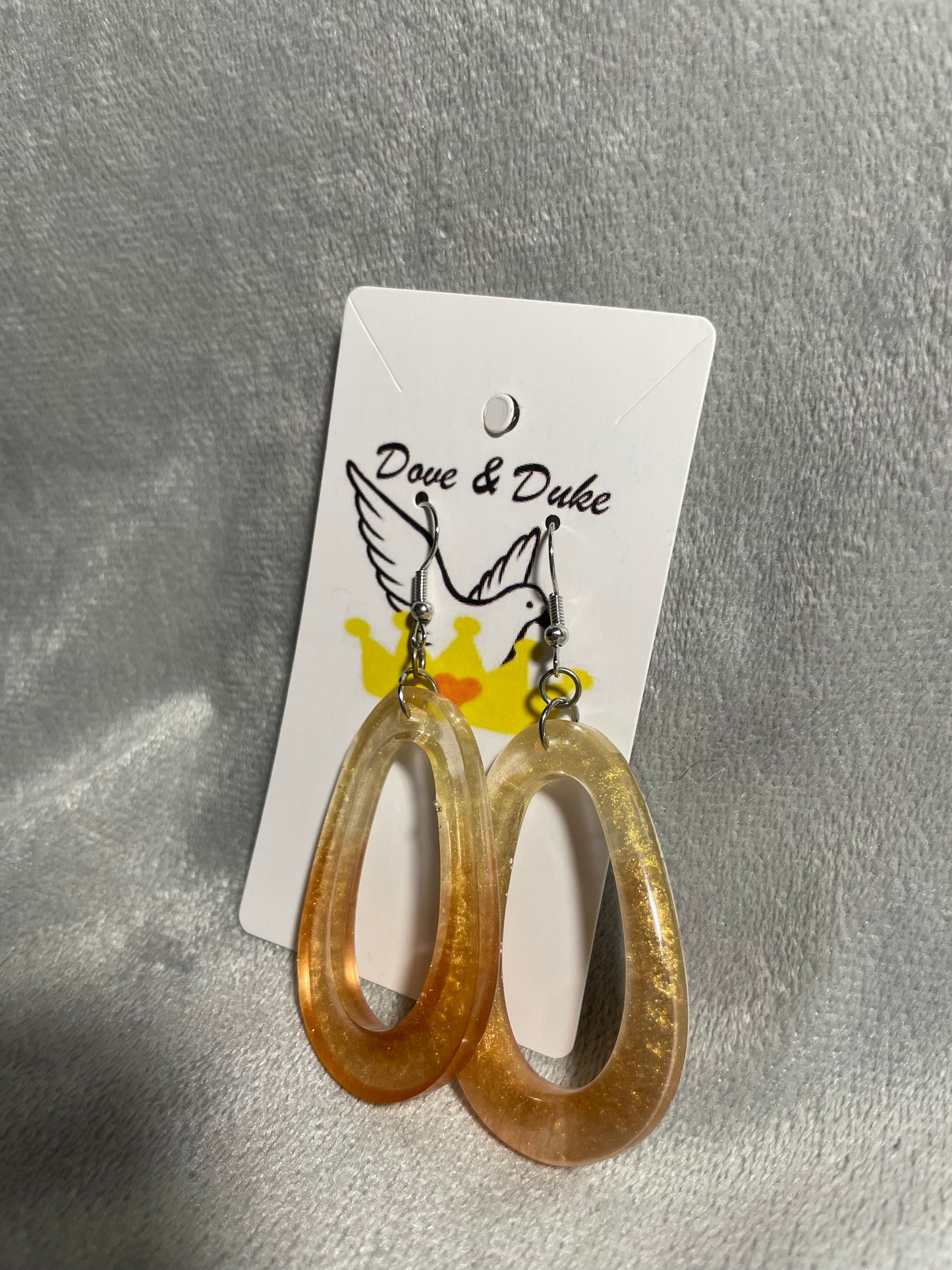 hand made earings (resin)